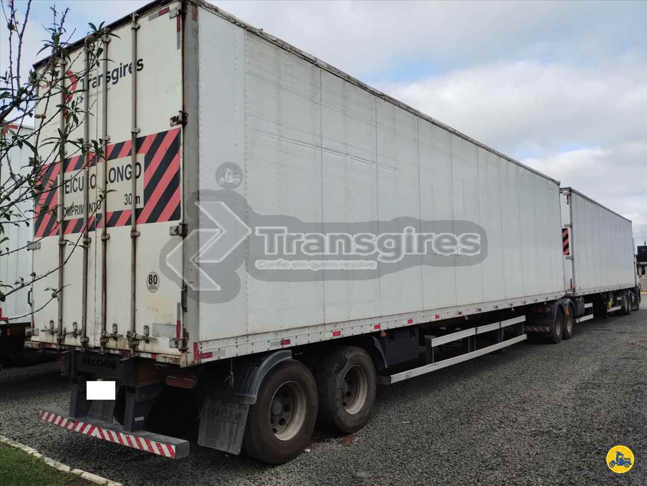 CARRETA BITREM BAU FURGAO Transgires - SJP SAO JOSE DOS PINHAIS PARANÁ PR